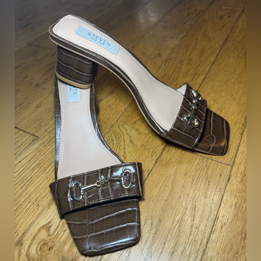 Steve Madden Brown Croc Mules